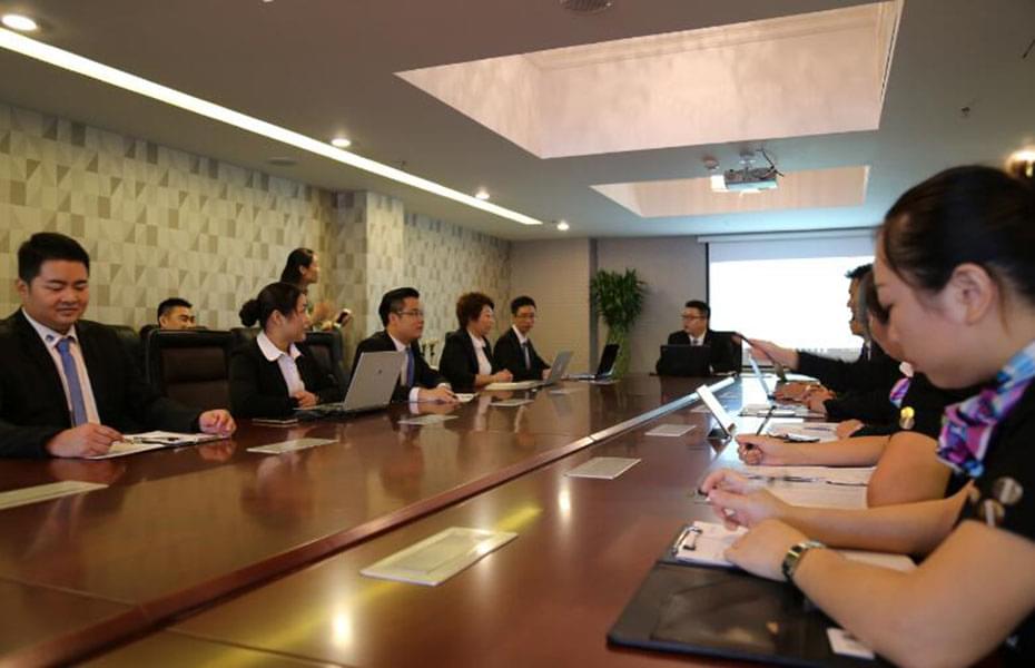 左右手績(jì)效會(huì )議