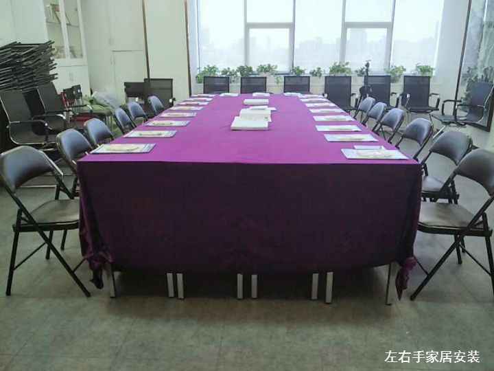 左右手家居安裝師傅洽談會(huì )場(chǎng)