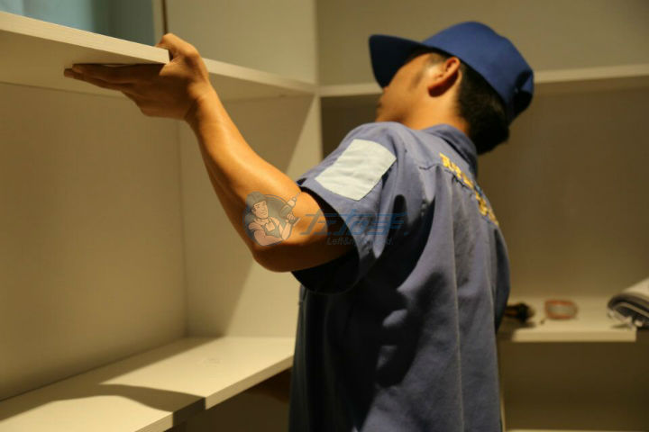 專(zhuān)業(yè)家具維修服務(wù)由左右手家居安裝平臺提供