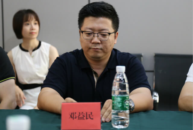 中國人保財險&左右手戰略合作簽字儀式圓滿(mǎn)結束4 (1)