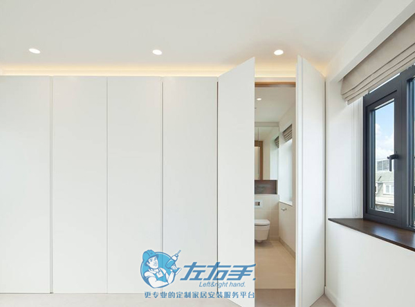 定制衛生間隱形門(mén)安裝