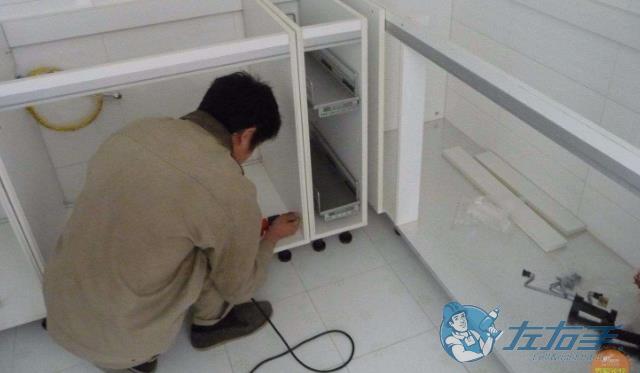 櫥柜上門(mén)維修如何收費