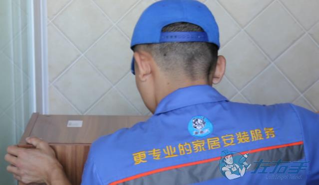 定制衣柜安裝公司哪個(gè)好，定制衣柜安裝公司推薦