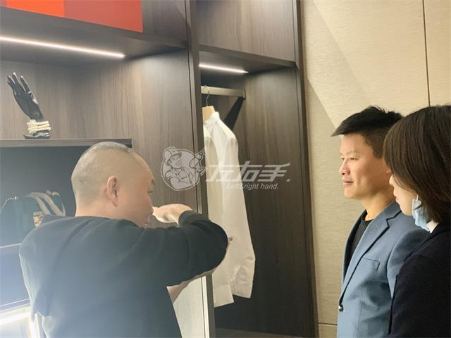 左右手盧總與廠(chǎng)商交流安裝技巧