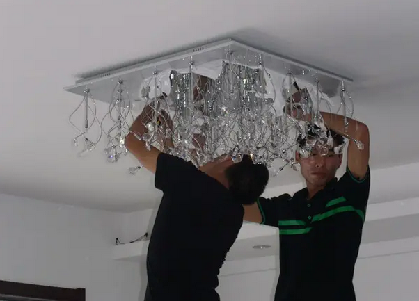家具安裝：燈具安裝有哪些要求？燈具品牌介紹